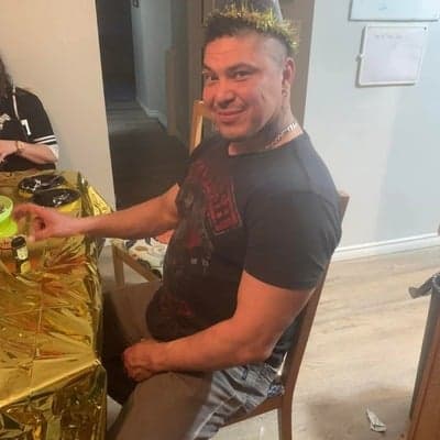 Jonathan Howard Shaw